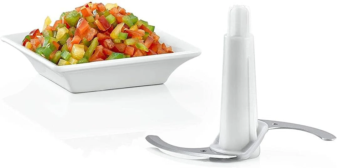 Black + Decker Hand Blender, 600ml Chopping Bowl, 2 Speeds, 3-in-1 Functionality for Blending, Chopping and Whisking, Black, HB600-B5 - Image 3